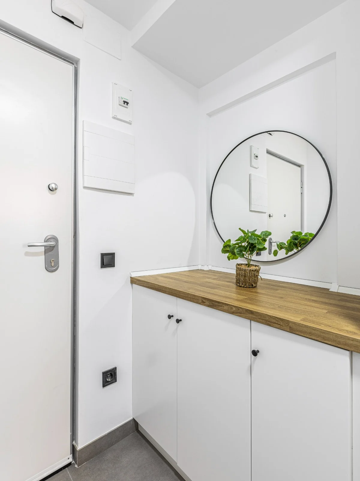 Fotografía 19 · Elegant Renovated & Furnished Apartment For Rent Near Santiago Bernabéu