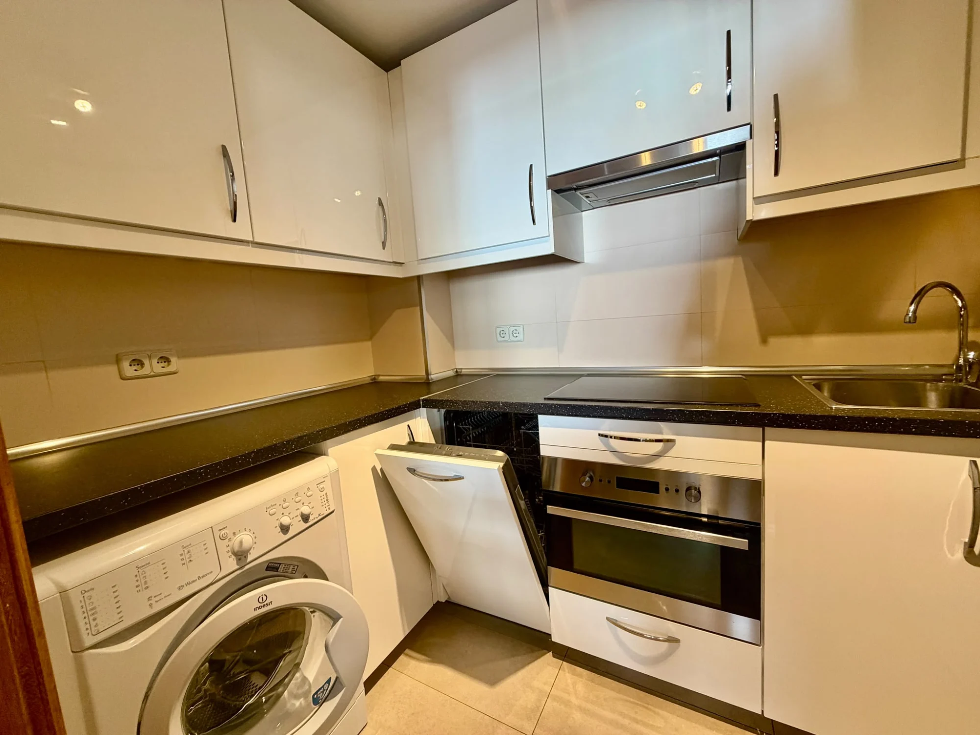 Fotografía 7 · Elegant Furnisher Apartment For Rent In The Heart Of Salamanca