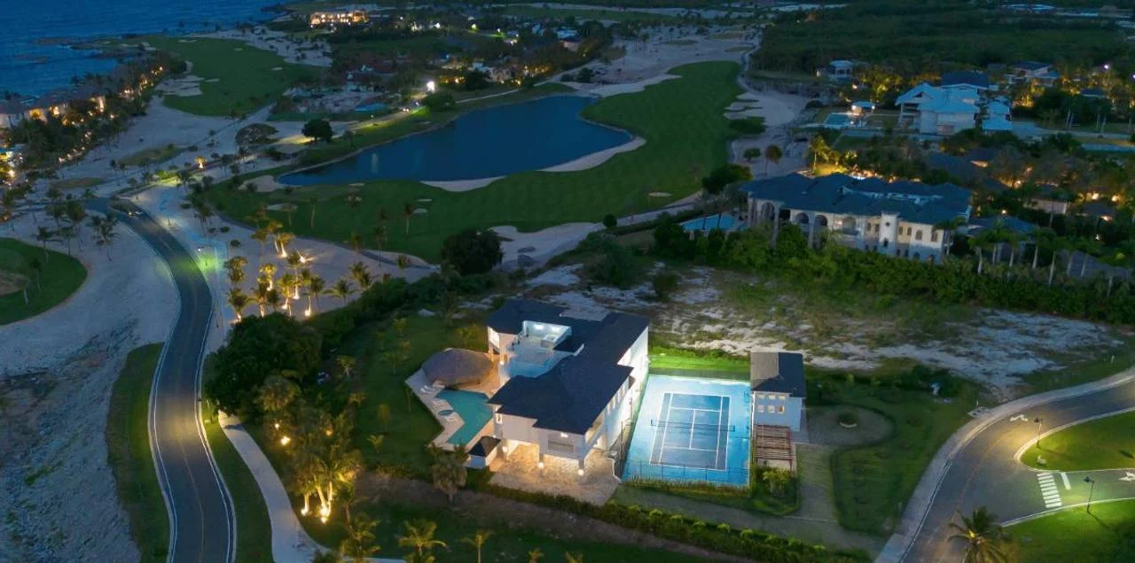 Fotografía 2 · VILLA EN VENTA GOLF FOUNDER CAP CANA,REPÚBLICA DOMINICANA