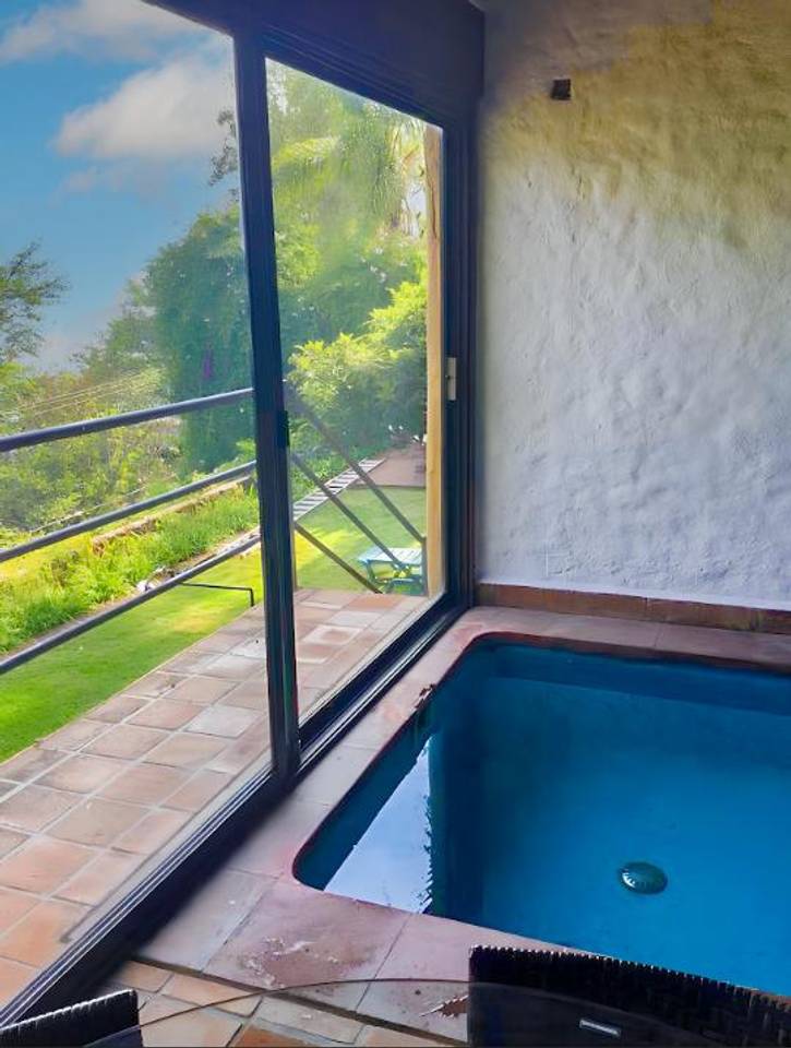 Fotografía 9 · Casa en Venta en Valle de Bravo con Vista al Lago - Mexico