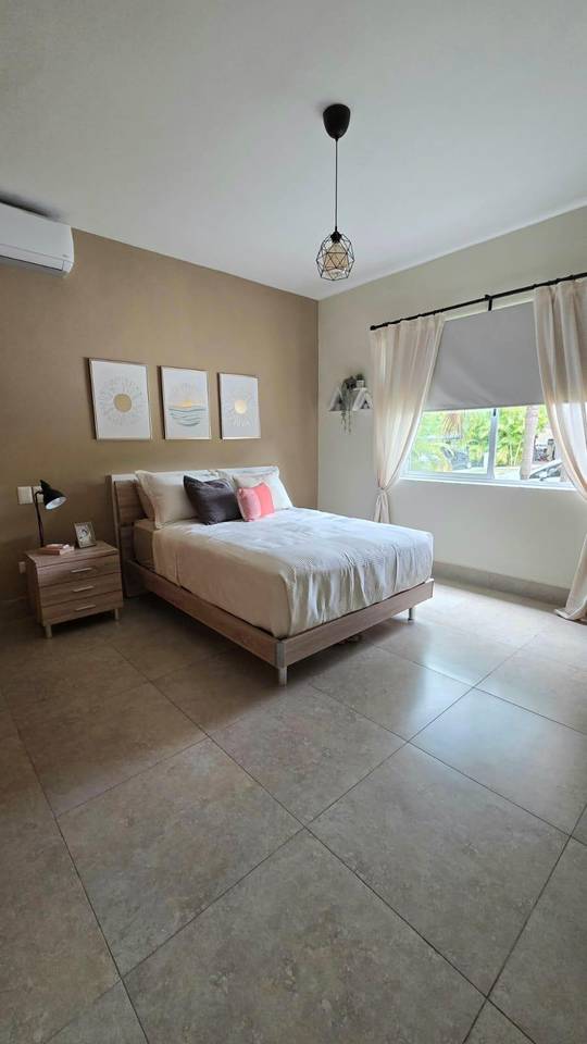 Fotografía 13 · Villa en renta amueblada de 2 niveles.