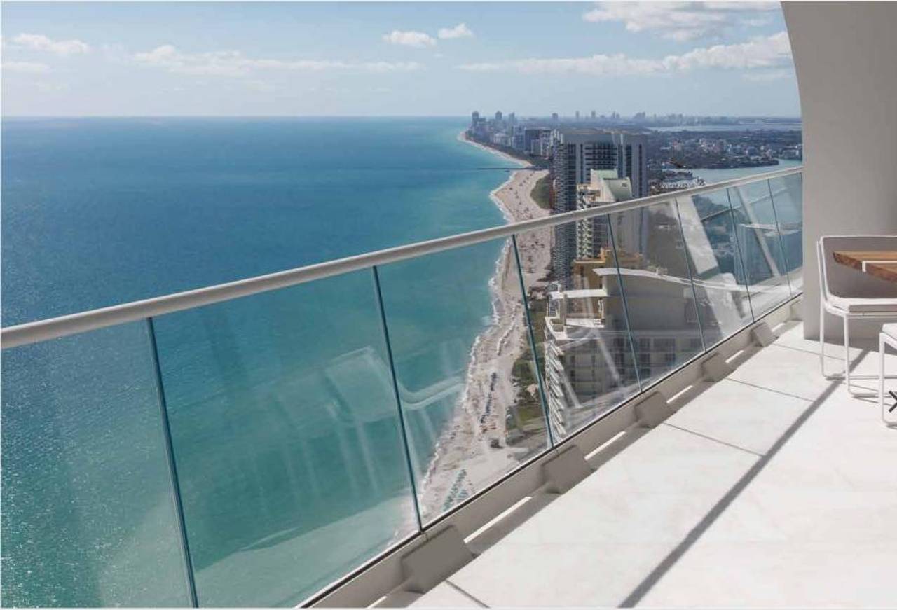 Fotografía 5 · Proyecto de 57 Pisos Vista Mar- Miami