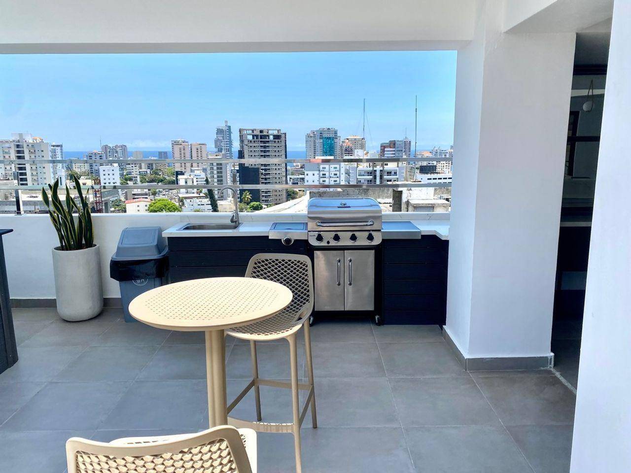 Fotografía 23 · Apto. de 2 habitaciones y balcón en Naco, amueblado