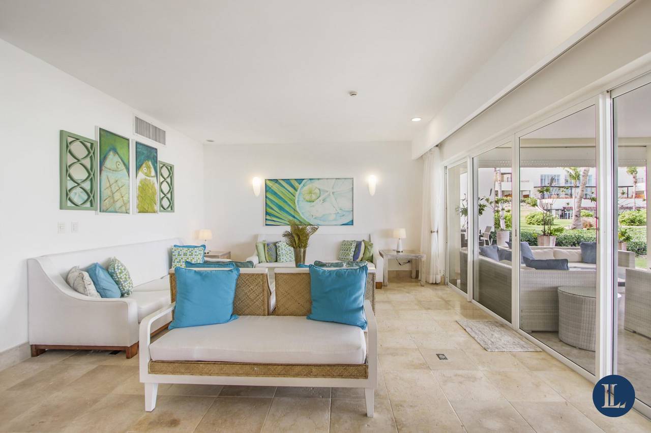 Fotografía 11 · Sotogrande – Apartamento de Lujo Frente a la Playa con Piscina Privada