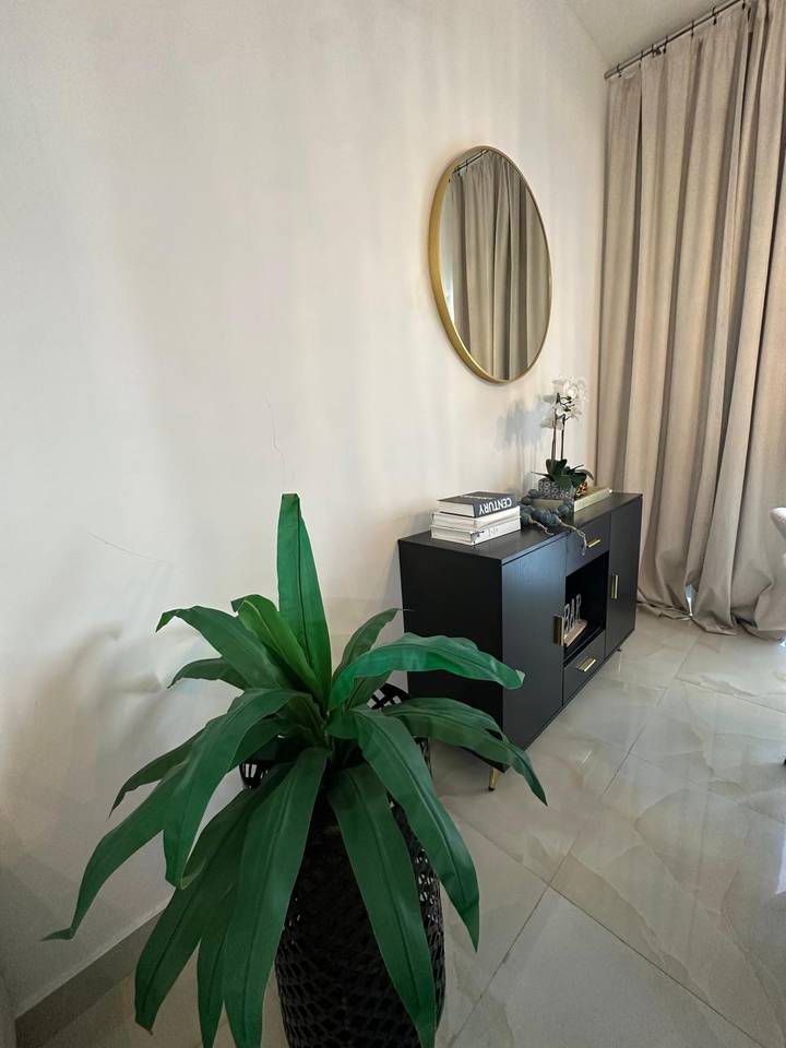 Fotografía 6 · Apto. de 2 habitaciones y balcón en Naco, amueblado