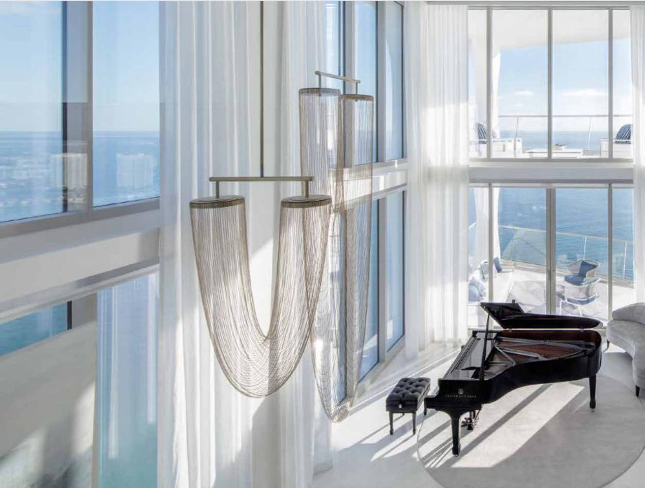 Fotografía 6 · Proyecto de 57 Pisos Vista Mar- Miami