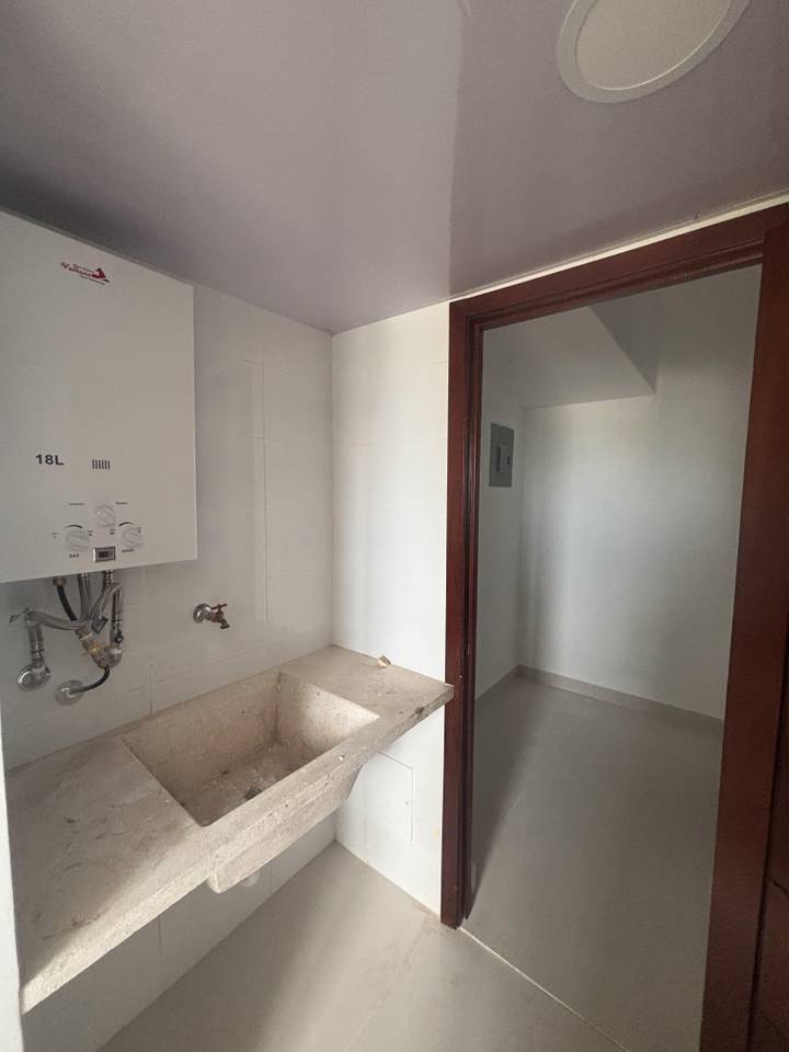 Fotografía 3 · A estrenar! 2 habitaciones, 2 parqueos y locker