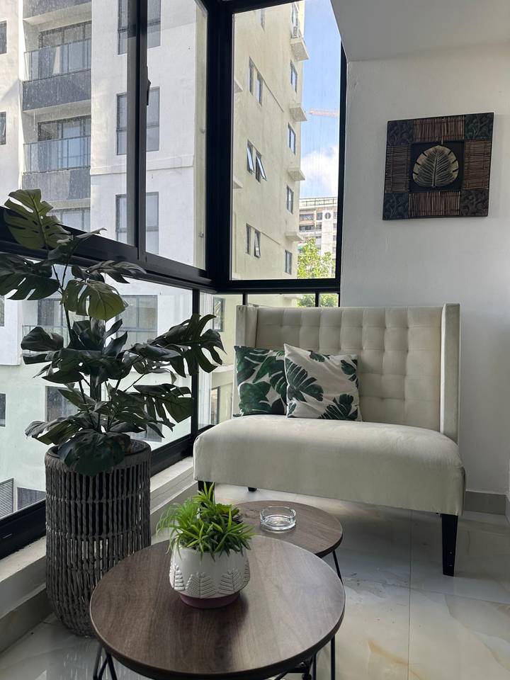 Fotografía 10 · Apto. de 2 habitaciones y balcón en Naco, amueblado