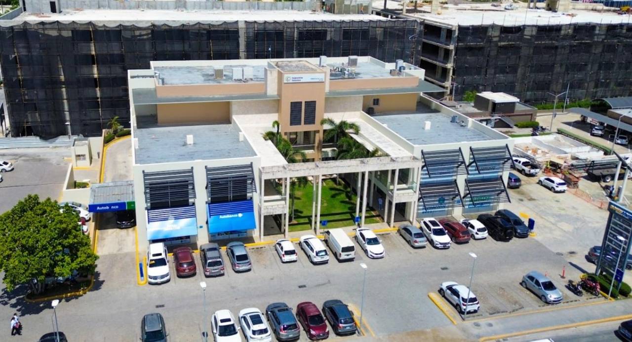 Fotografía 3 · Local Comercial en Alquiler en Punta Cana - Republica Dominicana