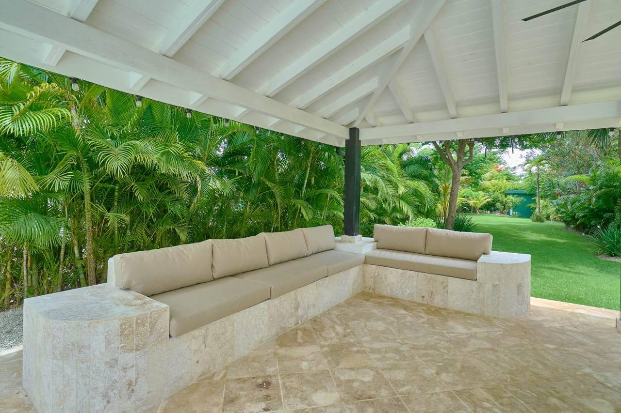 Fotografía 31 · Hermosa Villa de Lujo en Green Village con Estilo Moderno