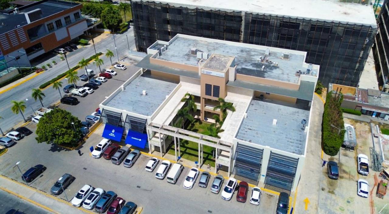 Fotografía 2 · Local Comercial en Alquiler en Punta Cana - Republica Dominicana